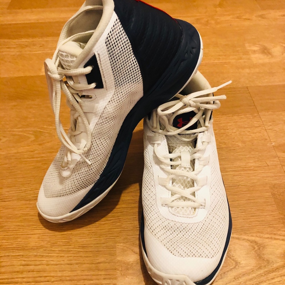 Under Armour Men's Jet Mid Basketball Shoe Sz7